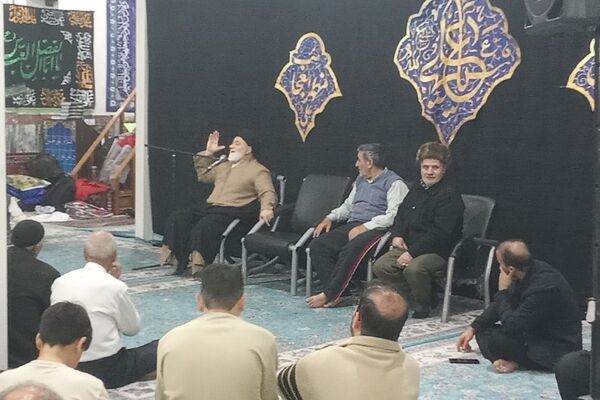 مراسم معنوی اعتکاف در مسجد اعظم حضرت ابوالفضل (ع) بهارستان دو
