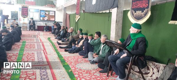 اقامه نماز جمعه عبادی سیاسی در  هفته آخر در اسفند ماه 
