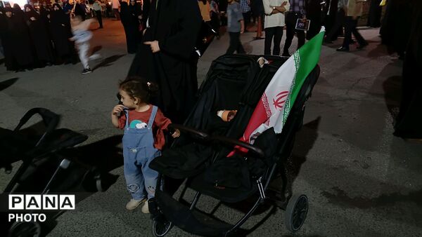 خیابان‌های نظرآباد زیر پرچم همبستگی مردم 