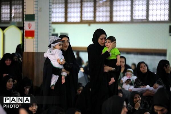 همایش شیرخوارگان حسینی با حضور پرشور مادران 