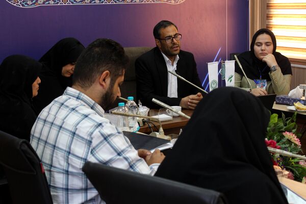 افتتاحیه وبیناری مجلس دانش آموزی جمهوری اسلامی ایران در زنجان 