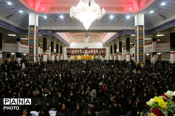 همایش شیرخوارگان حسینی در حرم حضرت معصومه(س)