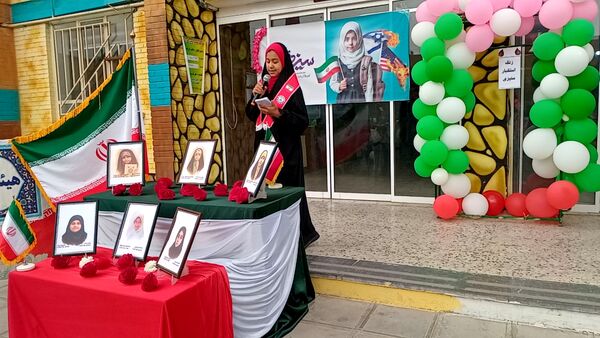 طلوع آگاهی در دل های کوچک؛ جشن روز دانش آموز در دبستان لطیفه