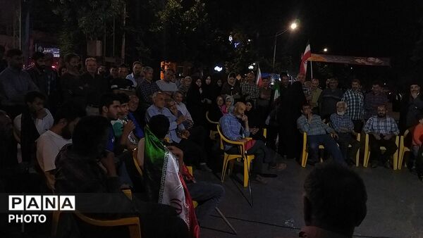 کافه گفتگوی حسینیه امام در هشتاد و هفتمین شب از اجتماعات مردمی 