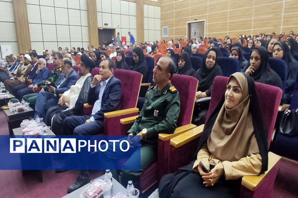 تجلیل از معلمان نمونه شهرستان گناوه