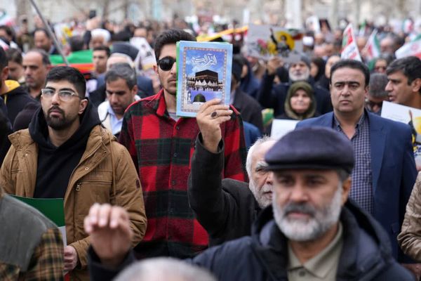 اقتدار مردم نظرآباد در راهپیمایی ۲۲ بهمن