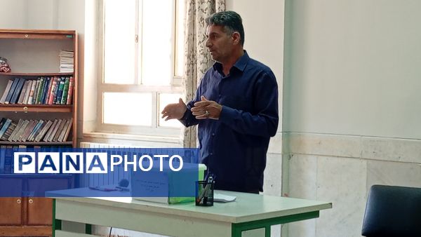 ارتقای مشارکت اولیا و مربیان در هنرستان حضرت زهرا (س) بن