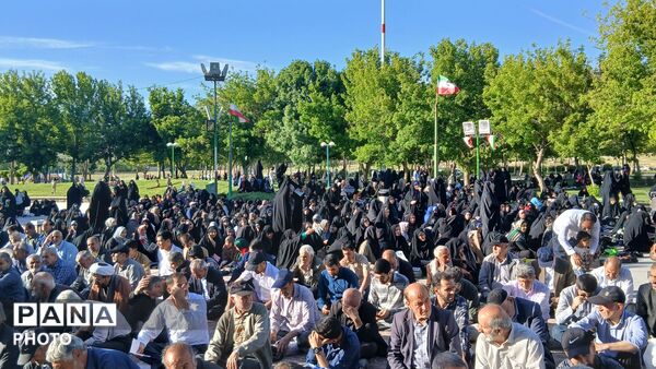 دعای پرفیض عرفه در تویسرکان