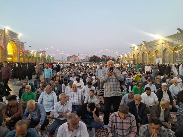 شب میلاد امام هشتم شعیان در حرم مطهر رضوی