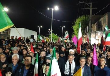 تجمع مردمی معمولان و بخش افرینه در چهلم رهبر و شهیدان میناب