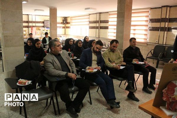 طرح "همیار معلم" با داوری تخصصی در فیروزکوه کلید خورد