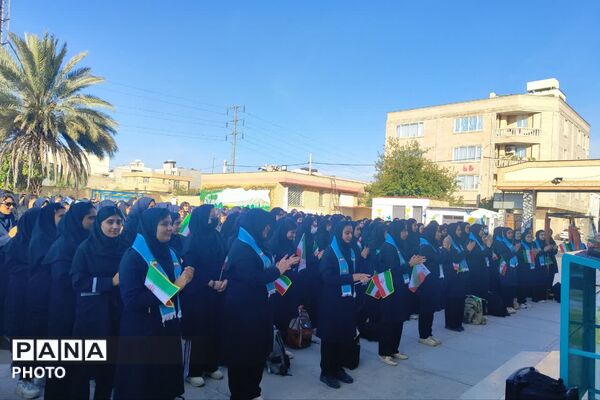 آیین گرامیداشت هفته نیروی انتظامی در دبیرستان الزهرا