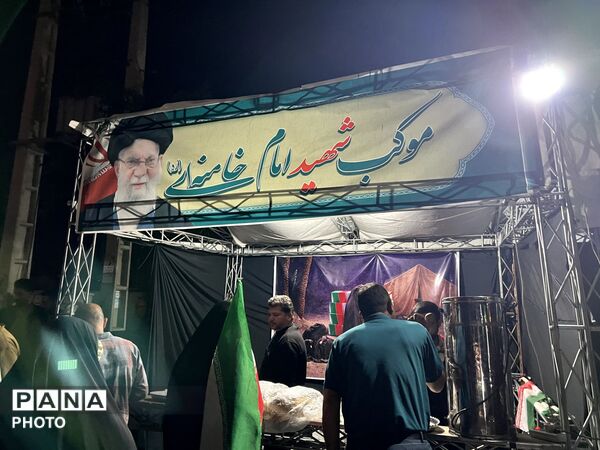 پرچم گردانی مردم «روستای ینگی امام» شهرستان ساوجبلاغ 