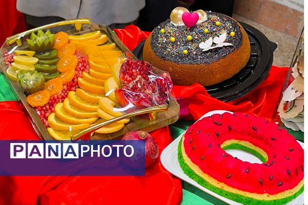 از انار تا لبخند؛ یلدای دانش‌آموزی