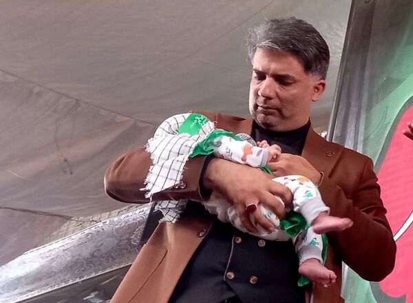 مراسم شیرخوارگان حسینی شهرستان بروجن