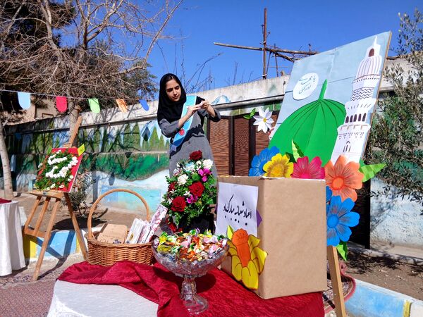 جشن اعیاد شعبانیه در هنرستان تلاش