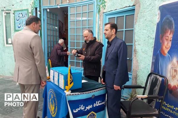 اقامه باشکوه نماز وحدت‌آفرین جمعه در فیروزکوه