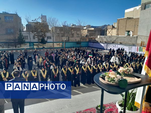 نغمه‌ای از دل تاریخ در آسمان امید