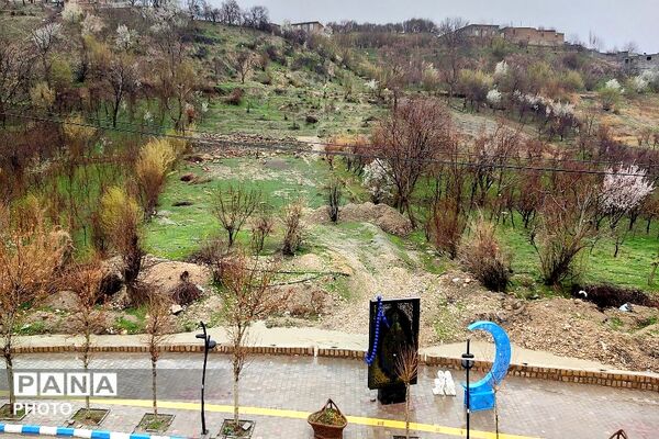 بارش شدید  باران بهاری و اب گرفتگی معابر شهر بار