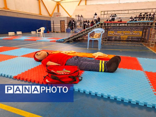 چهارمین دوره رقابت‌های روشهای اموزش علمی و مهارتی مراقبین سلامت