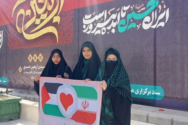 برپایی موکب امام حسین (ع) در منطقه پردیس با مشارکت پیشتازان سازمان دانش آموزی 