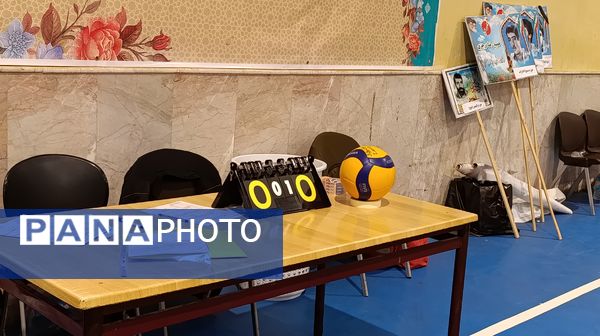 افتتاحیه مسابقات والیبال به‌مناسبت دهه مبارک فجر در نیشابور