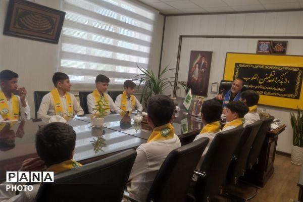 تجلیل از پیشتازان فعال؛ تجلی روح مشارکت در سالروز تأسیس سازمان دانش آموزی 