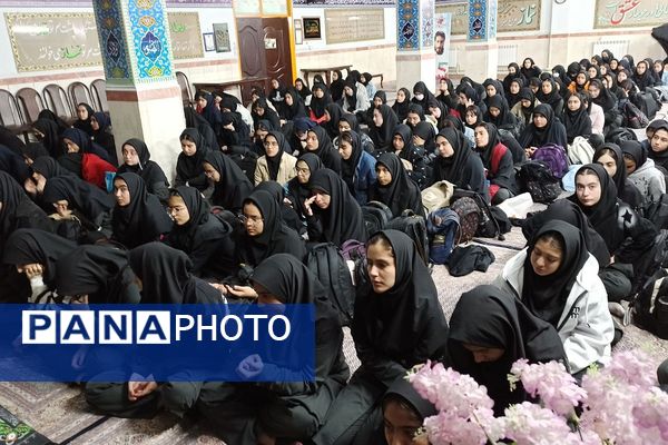 برگزاری مراسم به مناسبت ایام فاطمیه در مدارس ناحیه دو شهرری 