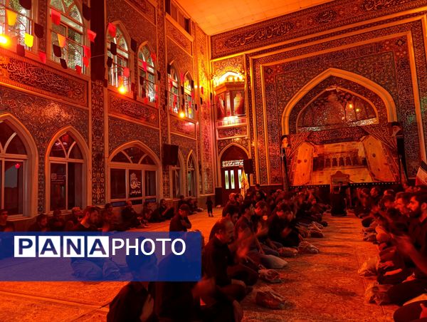 عزاداری شب یازدهم ماه محرم در تکیه ابوالفضلی 