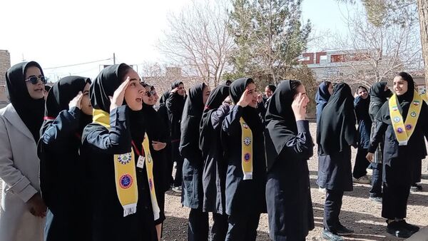 جشن میلاد منجی عالم بشریت در دبیرستان مادر مهربان خلیل آباد