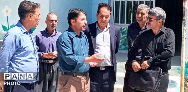 بازدید رئیس اداره آموزش و پرورش منطقه سردرود از مدارس روستاهای بخش بغراطی