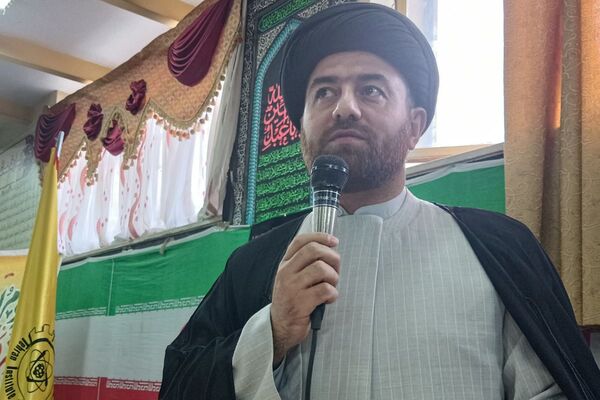برگزاری مراسم هفته بسیج در هنرستان مجتمع فنی حرفه‌ای تهران در بهارستان‌دو
