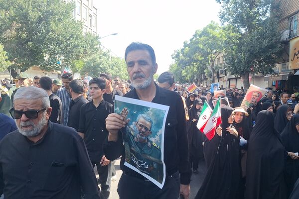 مراسم تشییع پیکر سردار شهید غلامحسین غیب پرور