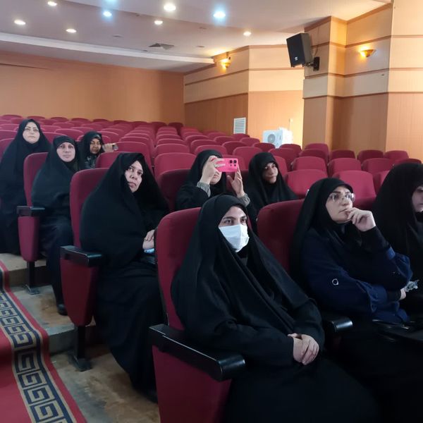 دوره آموزشی مدیران کانون‌های فرهنگی تربیتی قم