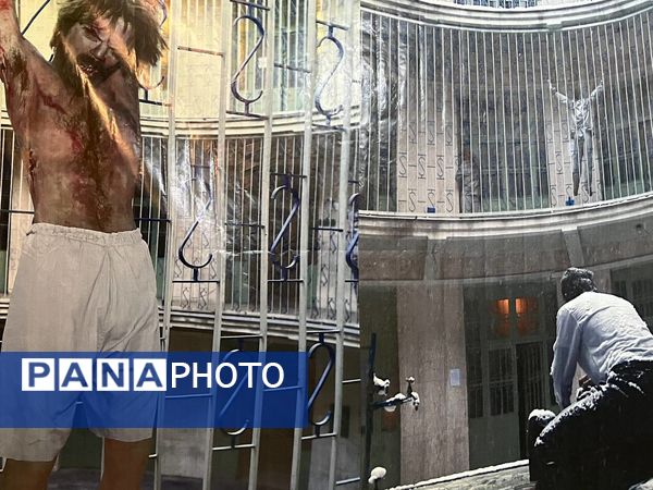 بازدید دانش‌آموزان دبیرستان فاطمه الزهرا از موزه عبرت