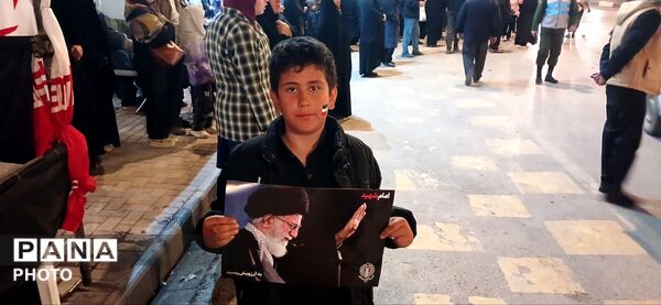 تجمع و راهپیمایی مردم بجنورد برای بیعت با رهبر جدید