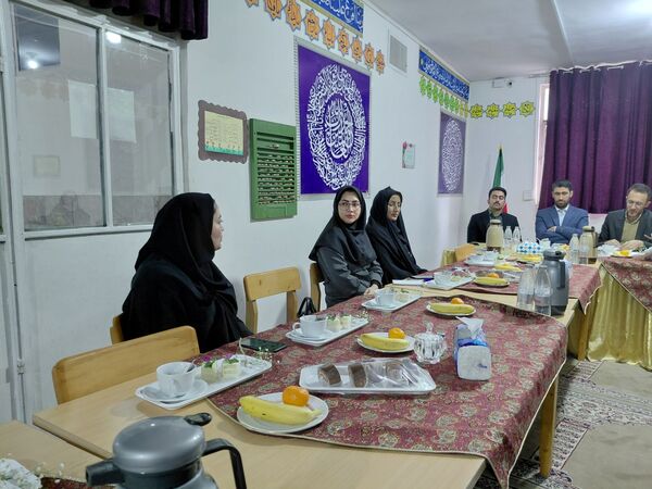 جلسه  مدیران متوسطه اول مدارس در دبیرستان شهرآرا دو