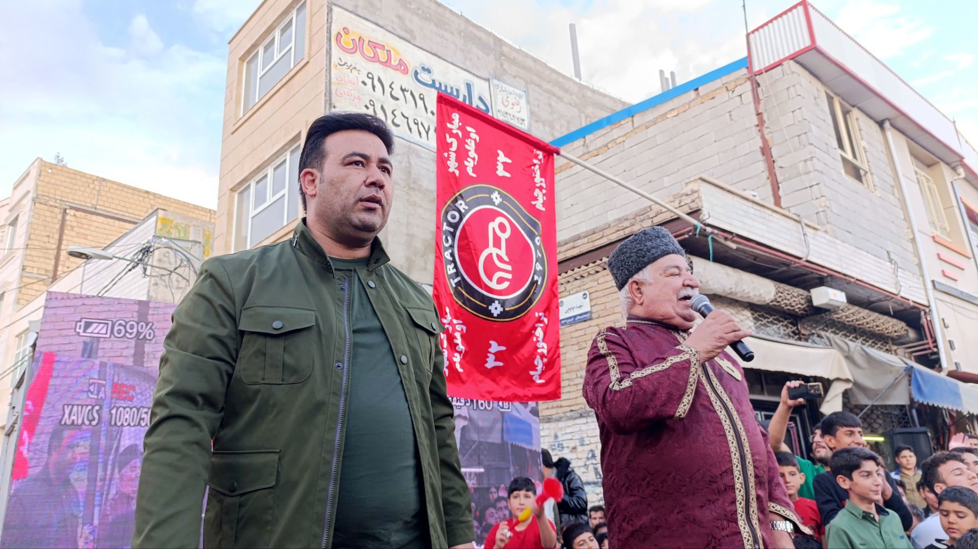 ملکان در پرتو هنر و معنویت؛ جشن میلاد امام رضا (ع) در بازار نوسازی شده