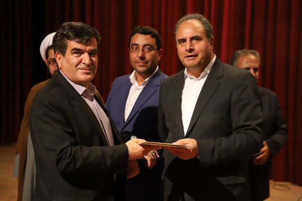 آیین نکوداشت منتخبین مرحله استانی چهل و سومین دوره مسابقات فرهنگی و هنری فردا