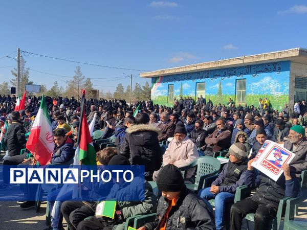 حضور پرشور مردم انقلابی شهر حسن آباد جرقویه علیا در راهپیمایی یوم الله ۲۲ بهمن