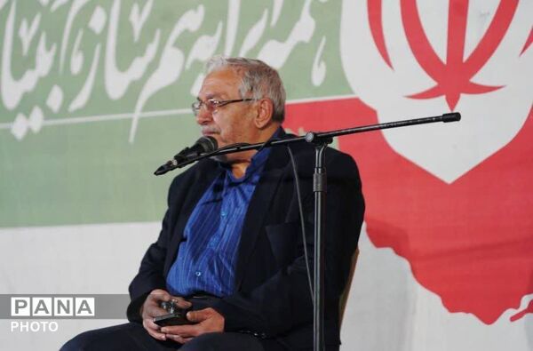 پژواک همبستگی در حریم دانش