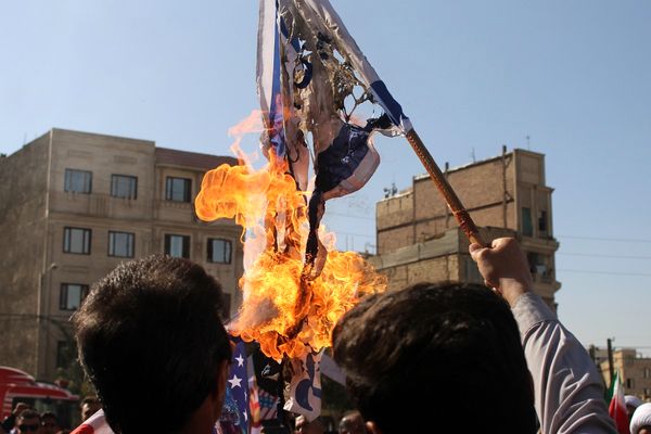 حضور پرشور دانش‌آموزان در راهپیمایی ۱۳آبان منطقه کهریزک 