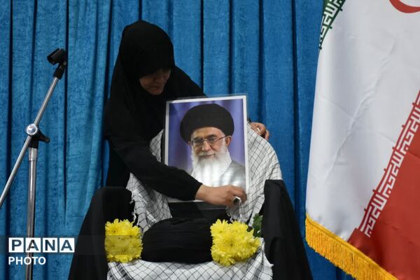قروه میزبان آیین چهلم رهبر شهید شد