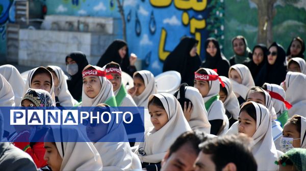  جشن "ایران مون" در مدرسه شهید اتحادی مه ولات