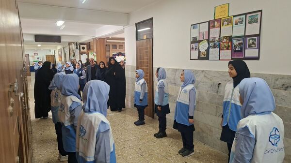 جلسه سفیران سلامت در دبستان دخترانه فرهنگیان ۲ 