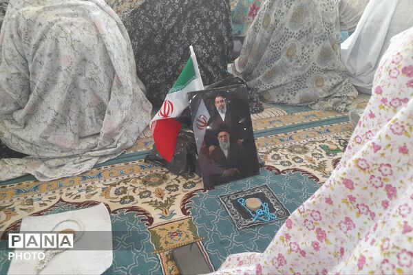 حال‌وهوای معنوی لردگان در جمعه‌ای که با یاد امام شهید و شهدای میناب روشن شد
