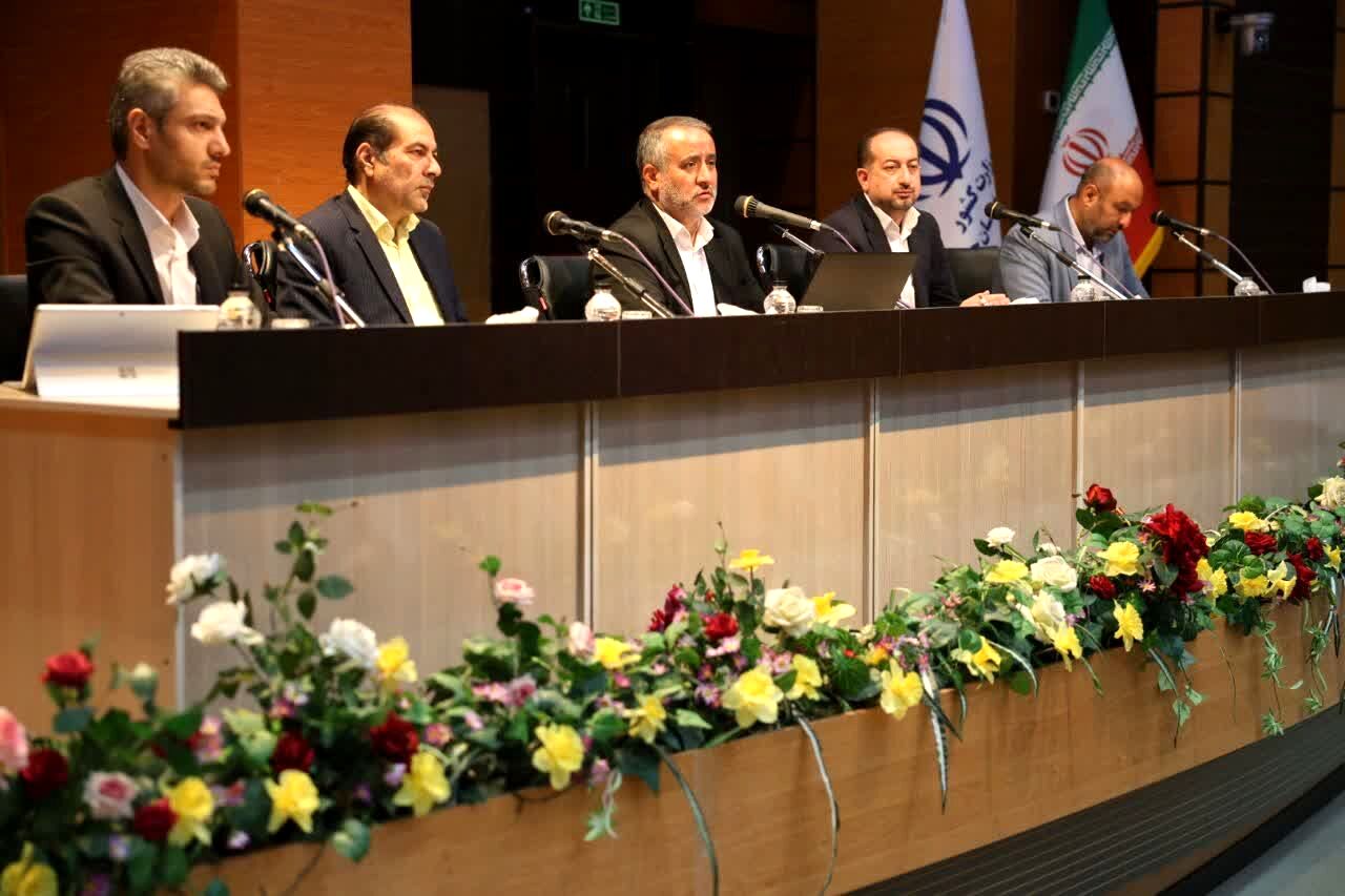  مدیران پای میز پاسخگویی