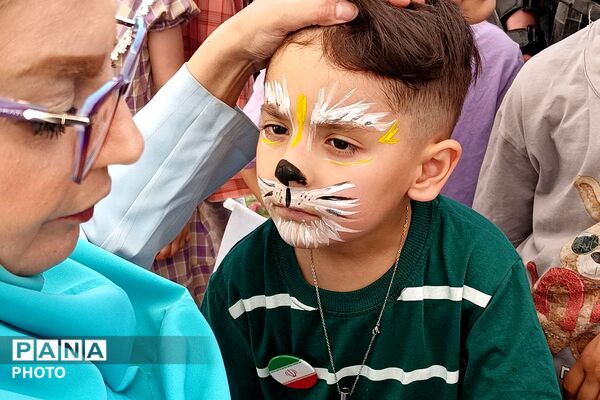 شور غدیر در ورامین خیابان‌های شهر میزبان جشن بزرگ مردمی