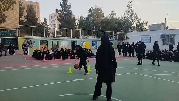افتتاحیه المپیاد ورزشی در دبیرستان مستوفق