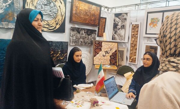 حضور پررنگ هنرستان‌های منطقه پنج تهران در نمایشگاه کارنمای تحول هنرستان‌های شهر تهران